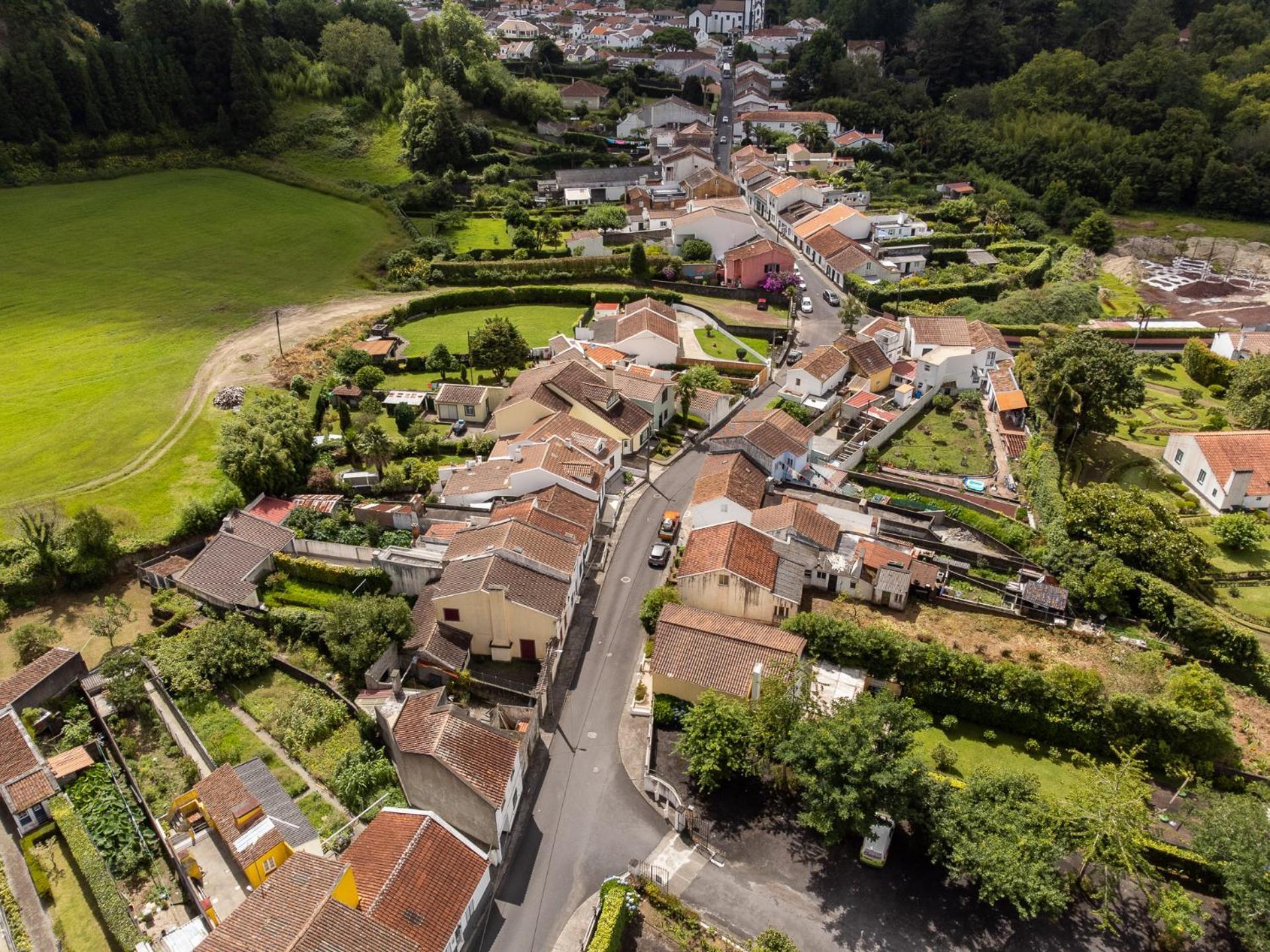Furnas Nest Furnas (Azores)
